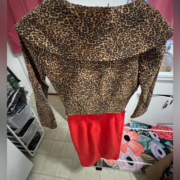 Bettie Page by Tatyana Red Fitted Pencil Dress - Picture 9 of 10